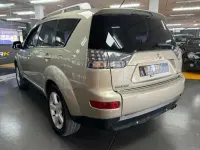 Usado Mitsubishi Outlander Intense+ 140 CV (102 kW) 2008 SUV
