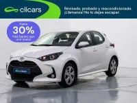 Usado Toyota Yaris Hybrid Active 75 CV (55 kW) 2025 Blanco Berlina