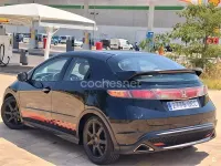 Usado Honda Civic Executive 140 CV (102 kW) 2008 Negro Berlina