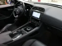 Usado Jaguar F-Pace Pure 180 CV (132 kW) 2016 Blanco SUV