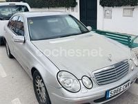 Usado Mercedes E320 Elegance 197 CV (144 kW) 2003 Gris / plata Berlina
