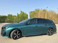 Usado Peugeot 308 SW GT 136 CV (100 kW) 2024 Verde Familiar