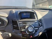 Usado Ford Fiesta ST-Line 95 CV (69 kW) 2017 Blanco Berlina