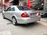 Käytetty Mercedes E500 306 HP (225 kW) 2002 Hopea Sedan