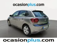 Usado VW Polo Advance 95 CV (69 kW) 2018 Gris Utilitario