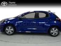 Usado Toyota Yaris Hybrid Active 116 CV (85 kW) 2025 Azul Berlina