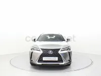 Usado Lexus UX Business Edition 184 CV (135 kW) 2019 Gris / plata SUV