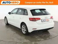 Käytetty Audi A3 110 HP (80 kW) 2016 Valkoinen Sedan