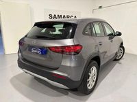 Usado Mercedes GLA200 150 HP (110 kW) 2021 Cinzento SUV