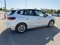 Usado BMW 225 Active Tourer 245 CV (180 kW) 2024 Blanco Monovolumen