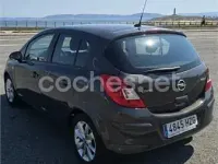 Usado Opel Corsa Selective 95 CV (69 kW) 2014 Negro Utilitario