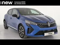 Begagnad Renault Clio V Techno 100 HK (73 kW) 2025 Blå Sedan