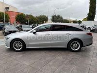 Usado Mercedes CLA200 Shooting Brake 150 CV (110 kW) 2020 Gris / plata Familiar