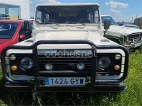 Usado Land Rover Defender 112 CV (82 kW) 1991 Blanco SUV