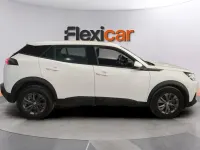 Usado Peugeot 2008 Active 110 CV (80 kW) 2021 Blanco SUV