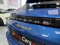 Usado Porsche Panamera Sport Turismo 462 CV (339 kW) 2018 Azul Familiar