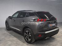 Usado Peugeot 2008 Allure 130 CV (95 kW) 2022 Gris / plata SUV