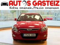 Usado Hyundai i30 Comfort 90 CV (66 kW) 2009 Rojo Berlina