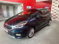 Usado Kia Carens 141 CV (103 kW) 2017 Azul Monovolumen