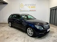 Usado Mercedes C220 170 CV (125 kW) 2010 Azul Familiar
