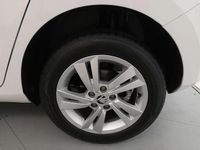 Usado Skoda Fabia Ambition 110 CV (80 kW) 2020 Blanco Berlina