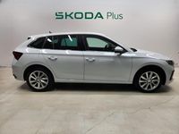 Usado Skoda Scala Selection 115 CV (84 kW) 2024 Blanco Utilitario