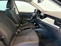 Usado Skoda Kamiq Selection 115 CV (84 kW) 2025 Gris SUV