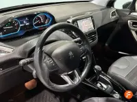 Usado Peugeot 2008 Allure 110 CV (80 kW) 2018 Gris SUV