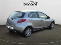 Usado Mazda 2 Active Plus 70 CV (51 kW) 2010 Gris / plata Utilitario