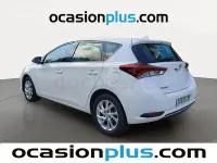 Usado Toyota Auris Active 116 CV (85 kW) 2018 Blanco Berlina