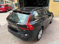 Usado Volvo XC60 Core 197 CV (144 kW) 2024 Negro SUV