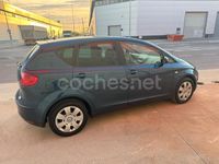Usado Seat Altea Sport 105 CV (77 kW) 2005 Azul Monovolumen