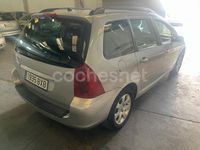 Usado Peugeot 307 110 CV (80 kW) 2002 Gris / plata Familiar