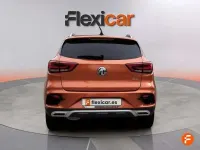 Usado MG ZS Comfort 106 CV (77 kW) 2023 Naranja SUV