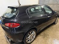 Usado Alfa Romeo 147 105 CV (77 kW) 2007 Negro Utilitario