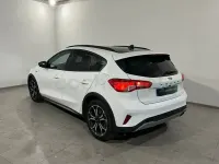 Usado Ford Focus Active 120 CV (88 kW) 2022 Blanco Berlina