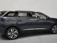 Usado Peugeot 5008 GT-line 150 CV (110 kW) 2018 Azul SUV