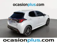 Usado Toyota Yaris Hybrid Sport 116 CV (85 kW) 2024 Blanco Utilitario