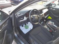 Usado Skoda Kamiq 150 CV (110 kW) 2022 Gris/plata SUV