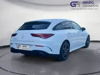 Usado Mercedes CLA200 Shooting Brake AMG line Plus 150 CV (110 kW) 2021 Blanco Familiar