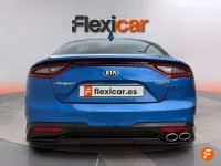 Usado Kia Stinger GT-Line 200 CV (147 kW) 2017 Azul Utilitario