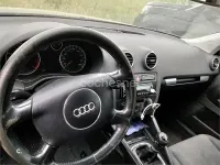 Usado Audi A3 Ambition 102 CV (75 kW) 2004 Negro Utilitario