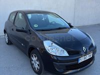 Usado Renault Clio II Authentique 85 CV (62 kW) 2007 Negro Berlina