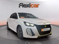 Usado Peugeot 208 Active 102 CV (75 kW) 2024 Blanco Utilitario