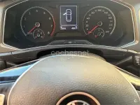 Usado VW T-Roc Advance 150 CV (110 kW) 2021 Blanco SUV