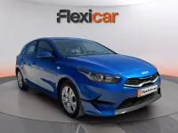 Usado Kia Ceed 101 CV (74 kW) 2021 Azul Utilitario