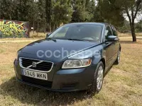 Usado Volvo V50 Momentum 136 CV (100 kW) 2009 Azul Familiar
