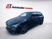 Usado Mercedes B180 116 CV (85 kW) 2022 Negro Monovolumen