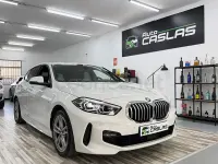Używany BMW 118 Shadowline 150 KM (110 kW) 2025 Biały Hatchback