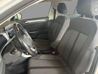 Usado VW T-Roc 110 CV (80 kW) 2023 Blanco puro SUV